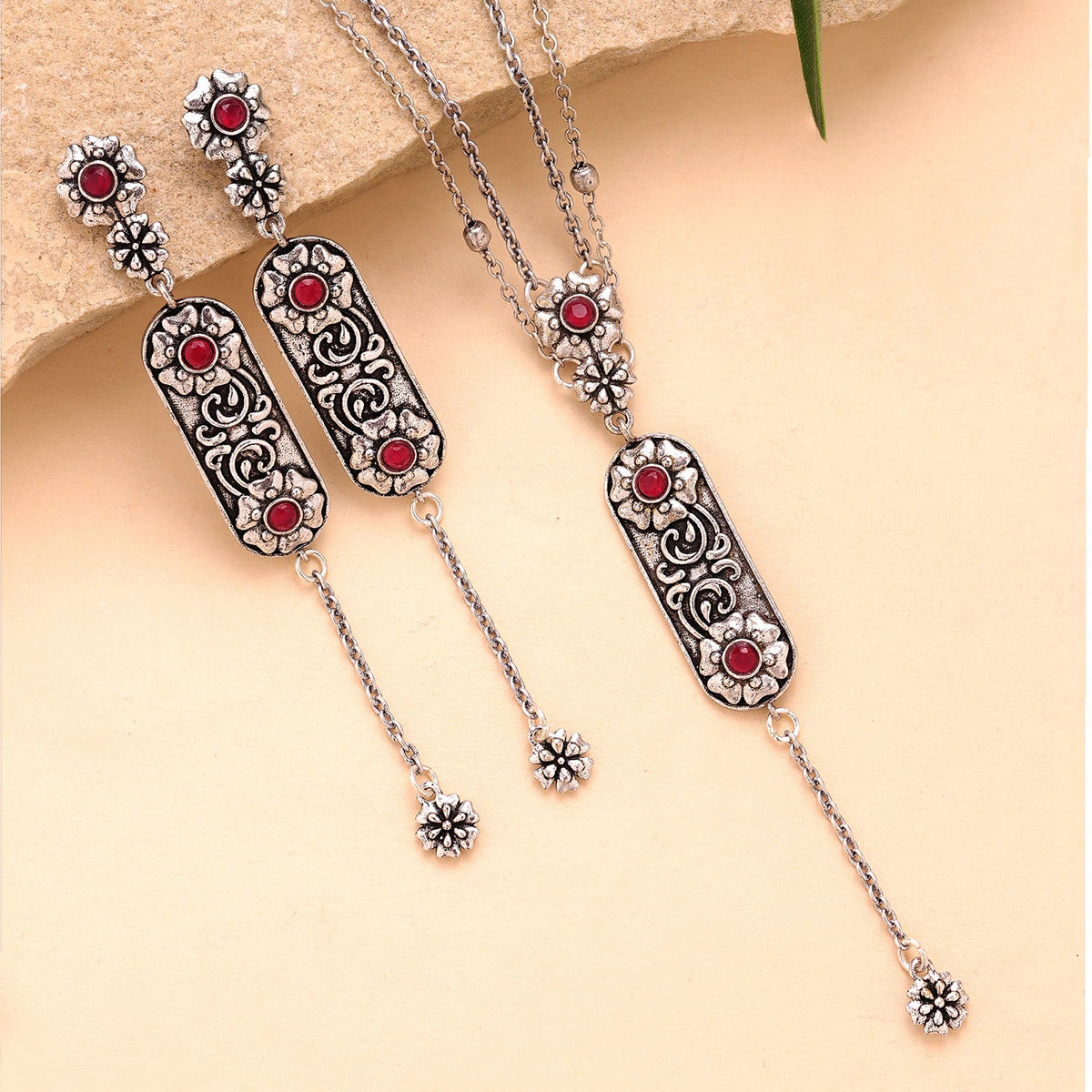 YADEEP Red Botanical Oxidised Floral Pendant Necklace Set
