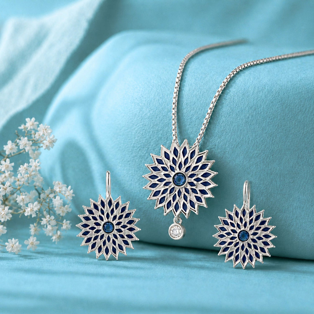 YADEEP Geometric Bloom Pendant Set