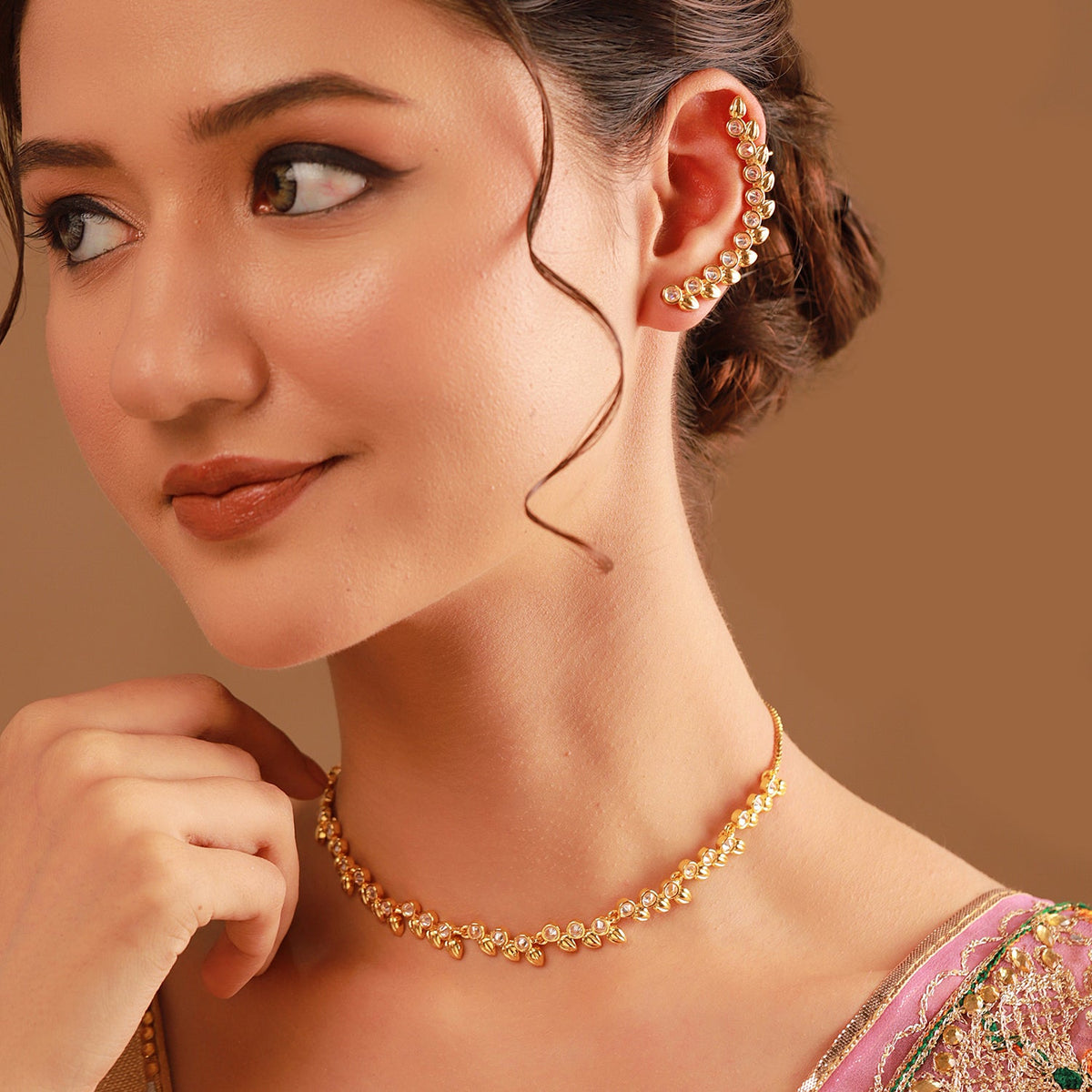 YADEEP Golden Flower Necklace Set